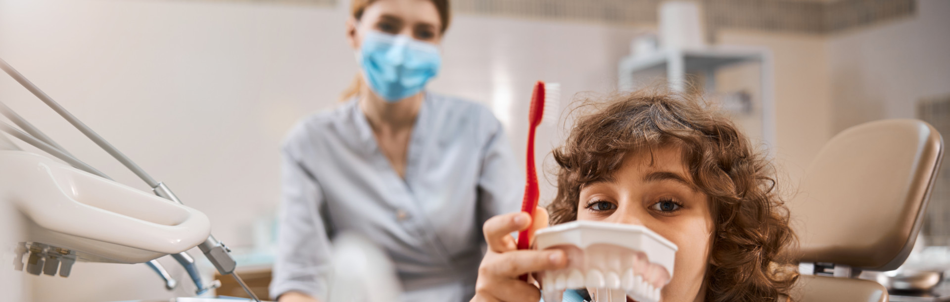 Antibióticos en la infancia y salud dental - Siegfried Rhein Sigfrid