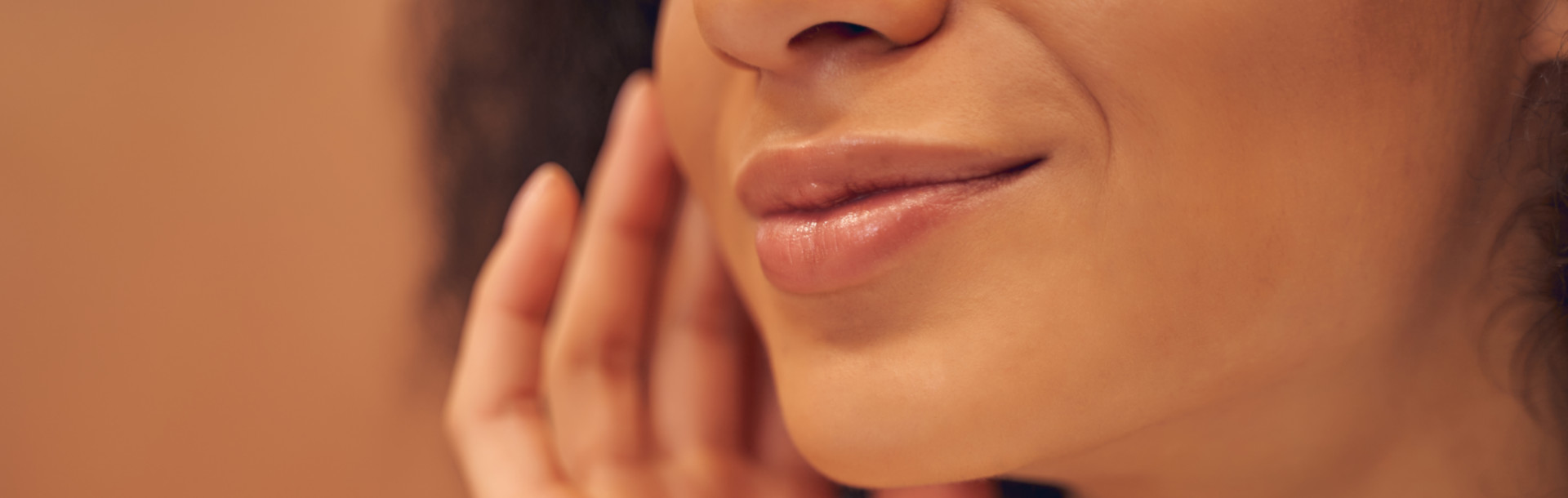 La Dermobiota: El mundo invisible que vive en tu piel - Siegfried Rhein